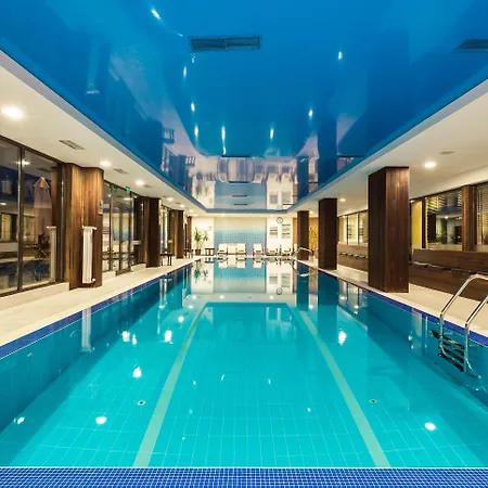 佩伦洛奇酒店 4*