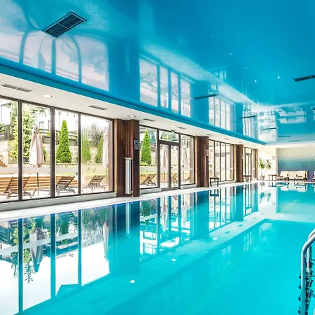 佩伦洛奇酒店 4*