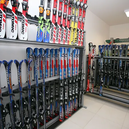 佩伦洛奇酒店 班斯科